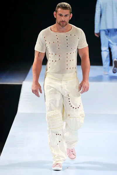 Look 22